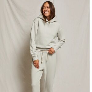 NWT perfectwhitetee Hart Fleece Pullover Chalk Size L